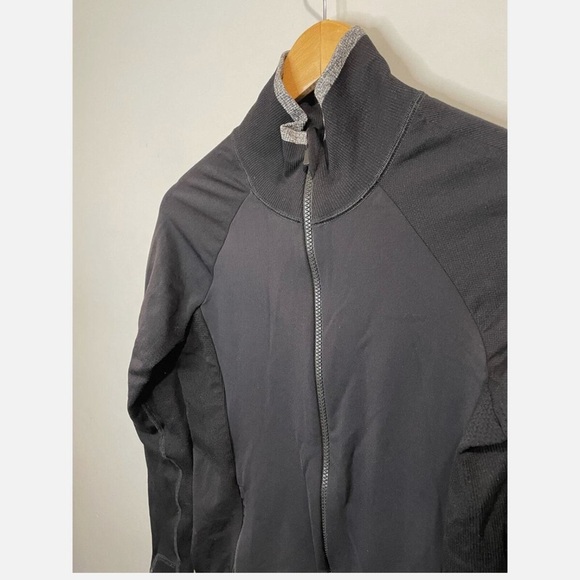Athleta Hybrid Jacket - Picture 6 of 15